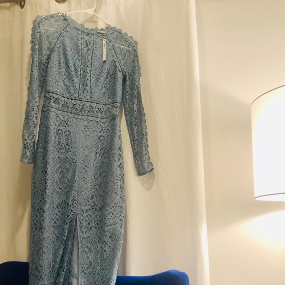 Lace Midi - Picture 3 of 3